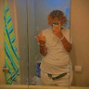 Meet your Posher, Issa